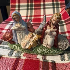 - Nativity Flambro Taiwan Porcelain figurine